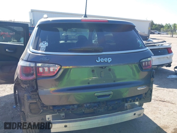2020 Jeep Compass Latitude z VIN 3C4NJCBB6LT229969, wystawiony jako IAAI lot #42232500 z przebiegiem 86 501 mil mil oraz . Historia ofert i sprzedaży dostępna na DreamBid. Obrazek 17.
