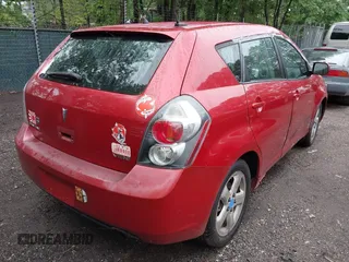2009 Pontiac Vibe 1SB z VIN 5Y2SP67049Z400472, wystawiony jako IAAI lot #42255915 z przebiegiem 202 169 mil mil oraz . Historia ofert i sprzedaży dostępna na DreamBid. Obrazek 4.