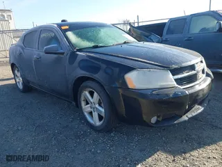 2008 Dodge Avenger SXT with VIN 1B3LC56RX8N236243, listed as a IAAI auction lot 41847970 with 140,386 mi miles. Bid and sale history available at carsss.com. Image 1.