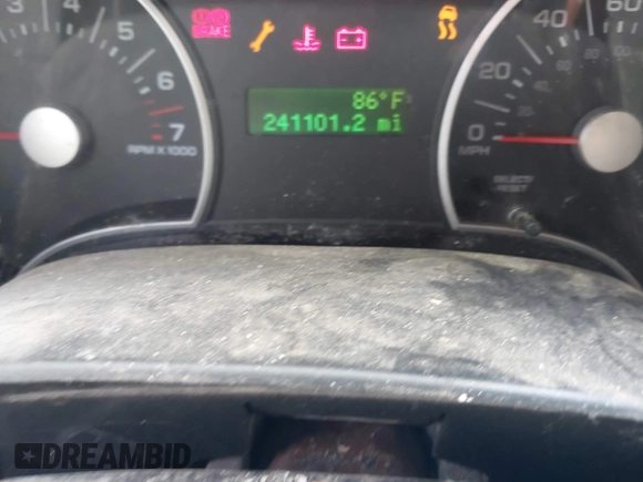 2010 Ford Explorer XLT with VIN 1FMEU7DE0AUA12146, listed as a IAAI auction lot 42119813 with 241,101 mi miles. Bid and sale history available at carsss.com. Image 7.