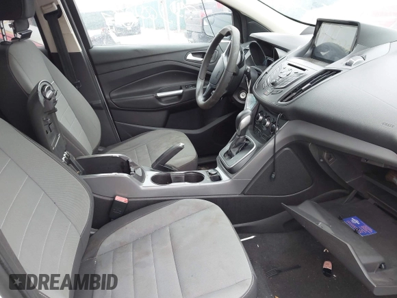 2013 Ford Escape SE with VIN 1FMCU9G96DUC32901, listed as a IAAI auction lot 41852421 with 999,999 mi miles. Bid and sale history available at carsss.com. Image 5.