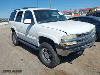 2001 Chevrolet Tahoe LS with VIN 1GNEK13T01R161951, listed as a IAAI auction lot 41762235 with 134,924 mi miles. Bid and sale history available at carsss.com. Image 1.