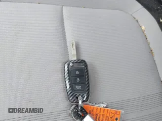 2020 Hyundai Venue SEL с VIN KMHRC8A34LU036997, выставлен на аукционе IAAI как лот 42186229 с пробегом 32 722 миль миль и . История ставок и продаж доступна на DreamBid. Изображение 11.
