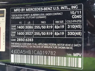 2012 Mercedes-Benz M 350 with VIN 4JGDA5HB1CA019782, listed as a IAAI auction lot 42071635 with Not provided miles and . Bid and sale history available at DreamBid. Image 9.