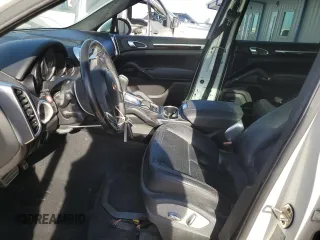 2011 Porsche Cayenne S Hybrid with VIN WP1AE2A23BLA94554, listed as a Copart auction lot 46701855 with 70,004 mi miles and Clean Title. Bid and sale history available at carsss.com. Image 7.
