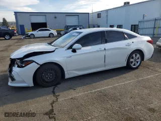 2020 Toyota Avalon Hybrid Limited with VIN 4T1D21FBXLU019044, listed as a Copart auction lot 41338375 with 118,062 mi miles and Salvage Title. Bid and sale history available at carsss.com. Image 1.