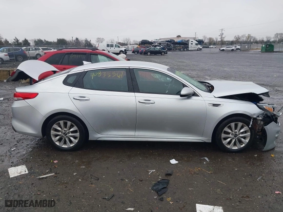 2017 Kia Optima EX with VIN 5XXGU4L37HG129248, listed as a IAAI auction lot 40833561 with 120,671 mi miles. Bid and sale history available at carsss.com. Image 12.