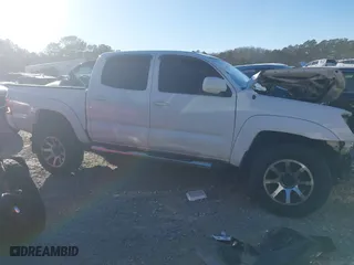 2008 Toyota Tacoma PreRunner with VIN 3TMJU62N58M062894, listed as a IAAI auction lot 41231086 with 300,671 mi miles. Bid and sale history available at carsss.com. Image 13.