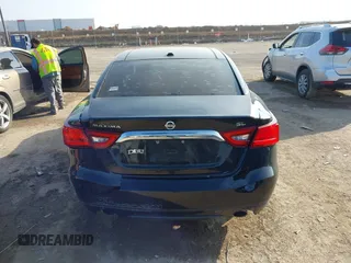 2016 Nissan Maxima 3.5 SV with VIN 1N4AA6APXGC404129, listed as a IAAI auction lot 41511017 with 143,428 mi miles. Bid and sale history available at carsss.com. Image 16.