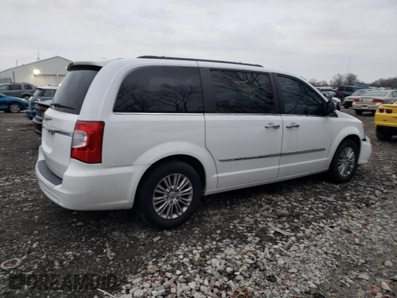 2015 Chrysler Town & Country Touring-L with VIN 2C4RC1CG2FR697750, listed as a Copart auction lot 81573604 with 168,701 mi miles and Salvage Title. Bid and sale history available at carsss.com. Image 3.