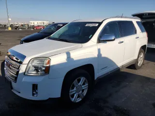 2015 GMC Terrain SLE z VIN 2GKALMEK6F6421755, wystawiony jako Copart lot #60335495 z przebiegiem 104 811 mil mil oraz Szkoda całkowita • Salvage title. Historia ofert i sprzedaży dostępna na DreamBid. Obrazek 1.