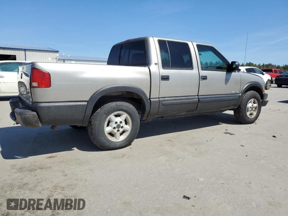 2004 Chevrolet S-10 LS with VIN 1GCDT13X44K113046, listed as a Copart auction lot 53899735 with 149,144 mi miles and Clean Title. Bid and sale history available at DreamBid. Image 3.