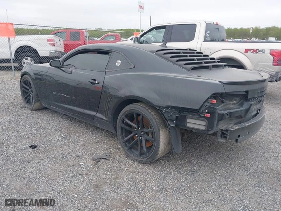 2010 Chevrolet Camaro 2SS with VIN 2G1FK1EJ9A9137692, listed as a IAAI auction lot 42085420 with 169,665 mi miles. Bid and sale history available at carsss.com. Image 3.