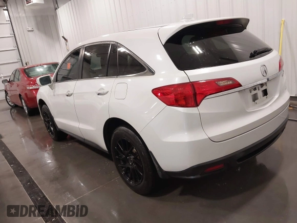 2013 Acura RDX with VIN 5J8TB4H33DL013456, listed as a IAAI auction lot 41707664 with 173,404 mi miles. Bid and sale history available at carsss.com. Image 3.