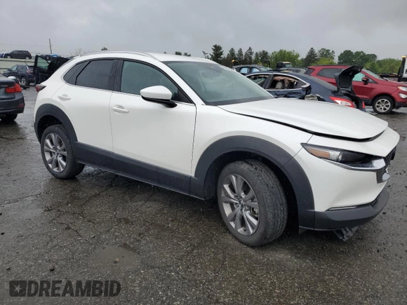 2023 Mazda CX-30 S Select z VIN 3MVDMBBM8PM573462, wystawiony jako Copart lot #58017345 z przebiegiem 42 706 mil mil oraz Szkoda całkowita • Salvage title. Historia ofert i sprzedaży dostępna na DreamBid. Obrazek 4.