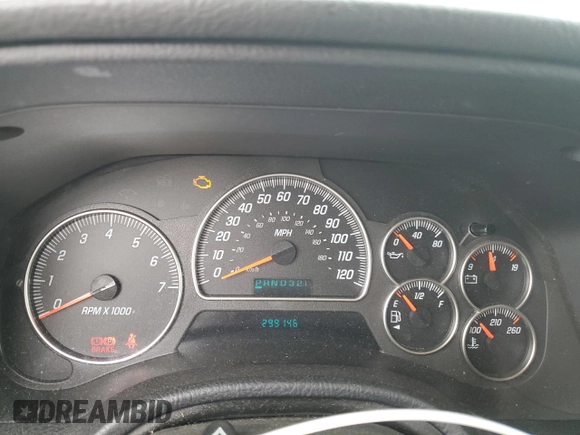 2005 GMC Envoy SLT with VIN 1GKDT13S452324077, listed as a Copart auction lot 57836195 with 299,146 mi miles and Clean title. Bid and sale history available at DreamBid. Image 9.