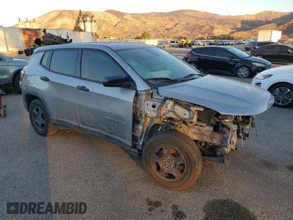 2017 Jeep Compass Sport with VIN 3C4NJCABXHT597936, listed as a Copart auction lot 81697134 with Not provided miles and Clean title. Bid and sale history available at DreamBid. Image 4.