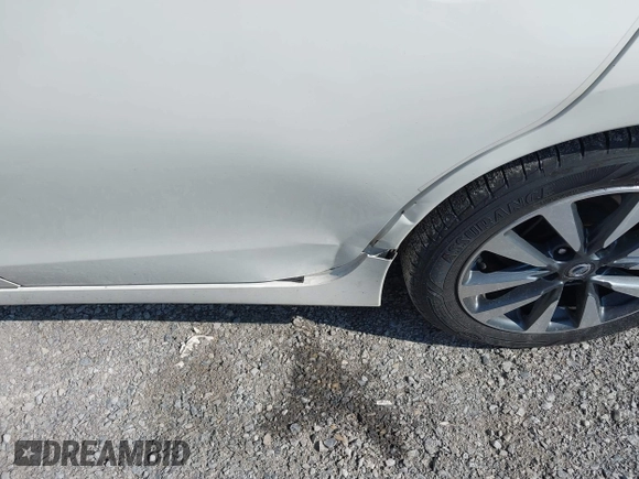 2016 Nissan Altima SR with VIN 1N4AL3APXGC263779, listed as a IAAI auction lot 42356375 with 172,380 mi miles and . Bid and sale history available at DreamBid. Image 17.