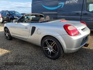 2001 Toyota MR2 z VIN JTDFR320410036287, wystawiony jako Copart lot #73851984 z przebiegiem Nie podano mil oraz Szkody całkowita. Historia ofert i sprzedaży dostępna na DreamBid. Obrazek 2.