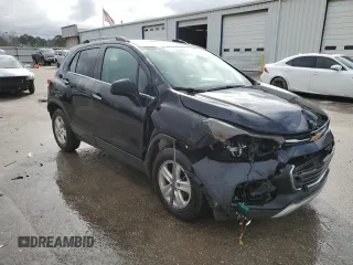 2020 Chevrolet Trax LT with VIN 3GNCJLSB0LL165183, listed as a Copart auction lot 44601285 with 93,915 mi miles and Salvage Title. Bid and sale history available at carsss.com. Image 4.