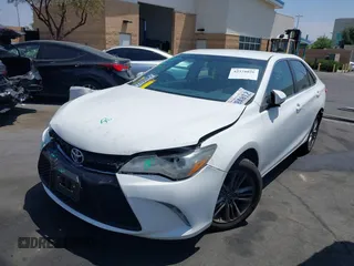 2017 Toyota Camry XLE z VIN 4T1BF1FK4HU377694, wystawiony jako IAAI lot #42375026 z przebiegiem 107 760 mil mil oraz . Historia ofert i sprzedaży dostępna na DreamBid. Obrazek 19.