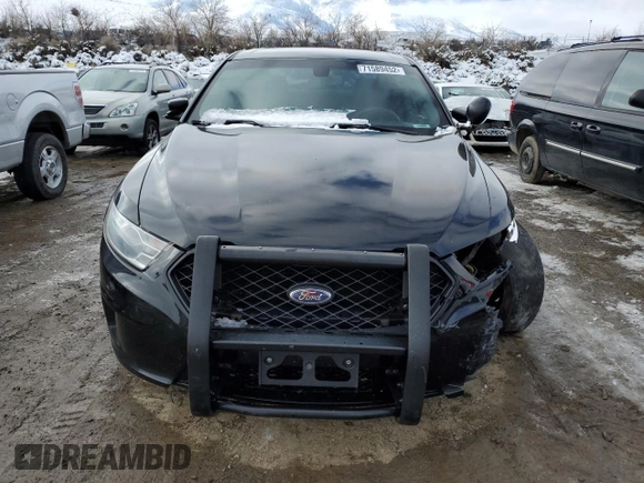 2015 Ford Police Interceptor z VIN 1FAHP2MT5FG125967, wystawiony jako Copart lot #71589452 z przebiegiem 91 832 mil mil oraz Szkoda całkowita • Salvage title. Historia ofert i sprzedaży dostępna na DreamBid. Obrazek 5.