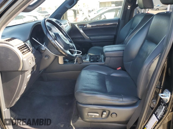 2020 Lexus GX 460 Premium с VIN JTJAM7BXXL5251382, выставлен на аукционе Copart как лот 46059395 с пробегом 95 372 миль миль и Списание • Salvage title. История ставок и продаж доступна на DreamBid. Изображение 7.