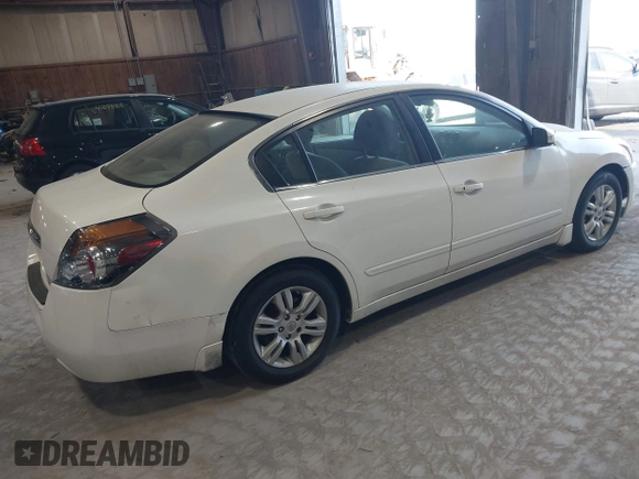 2012 Nissan Altima 2.5 S with VIN 1N4AL2AP5CN448430, listed as a IAAI auction lot 42078910 with 173,857 mi miles. Bid and sale history available at carsss.com. Image 4.