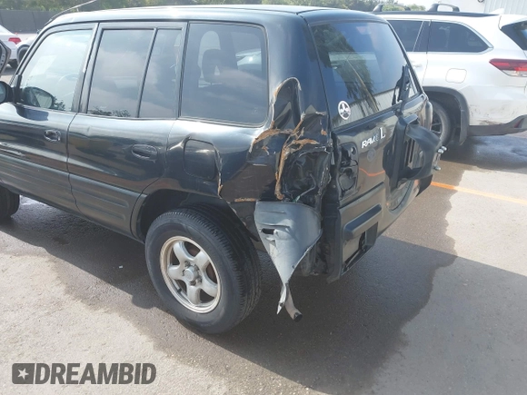 2000 Toyota RAV4 with VIN JT3GP10V9Y7066288, listed as a IAAI auction lot 42485170 with 213,973 mi miles and . Bid and sale history available at DreamBid. Image 6.