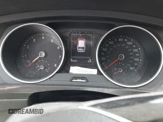 2021 Volkswagen Tiguan SE z VIN 3VV3B7AX8MM159316, wystawiony jako IAAI lot #42525546 z przebiegiem 70 141 mil mil oraz . Historia ofert i sprzedaży dostępna na DreamBid. Obrazek 7.
