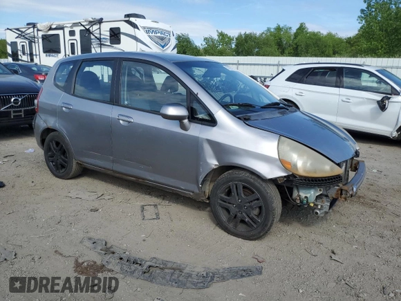2007 Honda Fit z VIN JHMGD37427S059531, wystawiony jako Copart lot #57025775 z przebiegiem 224 576 mil mil oraz Czysty tytuł • Clean title. Historia ofert i sprzedaży dostępna na DreamBid. Obrazek 4.