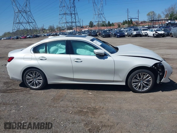 2024 BMW 3 Series 330i xDrive with VIN 3MW89FF09R8E25560, listed as a IAAI auction lot 42003973 with Not Provided miles. Bid and sale history available at carsss.com. Image 14.