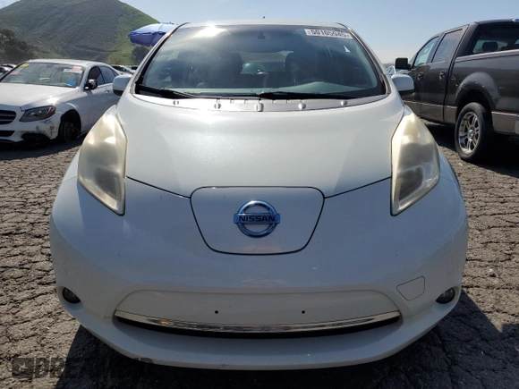 2011 Nissan LEAF SL-e with VIN JN1AZ0CP7BT000987, listed as a Copart auction lot 50105945 with 168,027 mi miles and Clean Title. Bid and sale history available at carsss.com. Image 5.