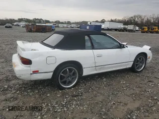 1993 Nissan 240SX SE Limited Edition z VIN JN3MS37A8PW201710, wystawiony jako Copart lot #45022735 z przebiegiem 253 654 mil mil oraz Szkody całkowita. Historia ofert i sprzedaży dostępna na DreamBid. Obrazek 3.
