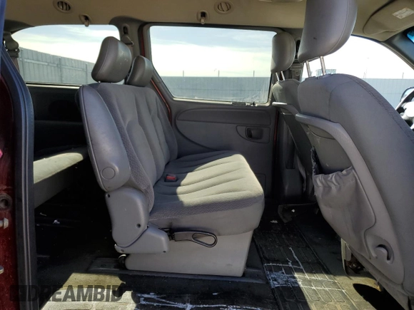 2005 Dodge Caravan SE z VIN 1D4GP24R15B126087, wystawiony jako Copart lot #58753005 z przebiegiem 216 010 mil mil oraz Szkoda całkowita • Salvage title. Historia ofert i sprzedaży dostępna na DreamBid. Obrazek 11.