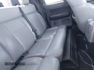 2004 Ford F-150 XLT с VIN 1FTPX14534KC07496, выставлен на аукционе IAAI как лот 42197284 с пробегом 295 293 миль миль и . История ставок и продаж доступна на DreamBid. Изображение 8.