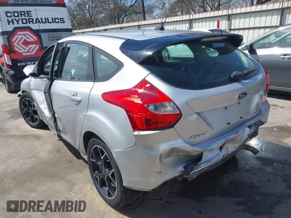 2013 Ford Focus SE with VIN 1FADP3K2XDL123506, listed as a IAAI auction lot 41764301 with 149,246 mi miles. Bid and sale history available at carsss.com. Image 3.