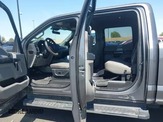 2021 Ford F-250 XL with VIN 1FT7W2BN6MEC62003, listed as a IAAI auction lot 41958310 with 20,684 mi miles and . Bid and sale history available at DreamBid. Image 8.
