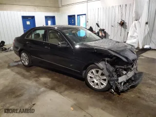 2013 Mercedes-Benz E-Class E 350 Luxury with VIN WDDHF8JB6DA746569, listed as a Copart auction lot 81832194 with 98,598 mi miles and Salvage Title. Bid and sale history available at carsss.com. Image 4.