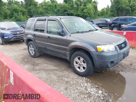 2006 Ford Escape XLT with VIN 1FMCU93106KA37648, listed as a IAAI auction lot 42719362 with 184,321 mi miles and . Bid and sale history available at DreamBid. Image 1.