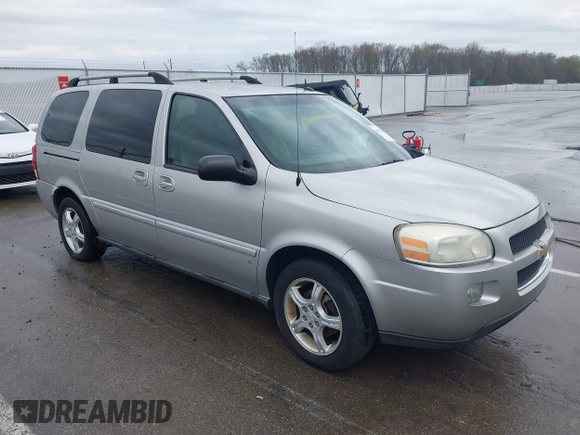 2007 Chevrolet Uplander 3LT with VIN 1GNDV33197D208560, listed as a IAAI auction lot 41922257 with 147,210 mi miles and . Bid and sale history available at DreamBid. Image 1.