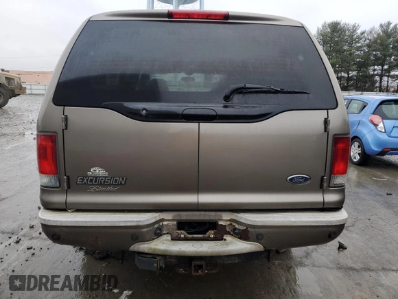 2005 Ford Excursion Limited with VIN 1FMNU43S25EC50635, listed as a Copart auction lot 44566565 with 146,918 mi miles and Clean title. Bid and sale history available at DreamBid. Image 6.