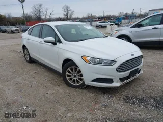 2015 Ford Fusion S with VIN 3FA6P0G71FR242707, listed as a IAAI auction lot 41955101 with 235,544 mi miles. Bid and sale history available at carsss.com. Image 1.