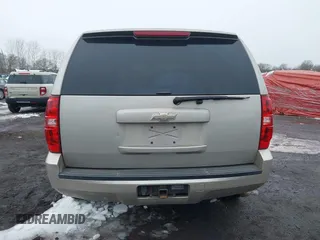 2009 Chevrolet Tahoe Special Service Vehicle with VIN 1GNFK03079R261304, listed as a IAAI auction lot 41555607 with 182,880 mi miles. Bid and sale history available at carsss.com. Image 16.