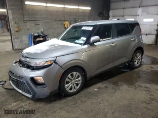 2022 Kia Soul LX with VIN KNDJ23AU9N7837961, listed as a Copart auction lot 43107585 with 34,027 mi miles and Non Repairable. Bid and sale history available at carsss.com. Image 1.