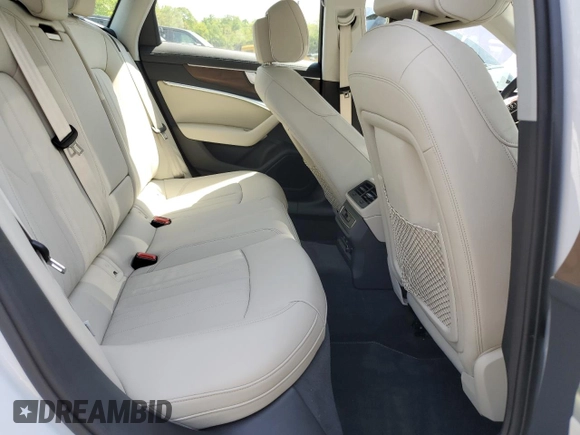 2024 Audi A6 Premium z VIN WAUD3BF27RN037993, wystawiony jako Copart lot #56624705 z przebiegiem 5 275 mil mil oraz Szkoda całkowita • Salvage title. Historia ofert i sprzedaży dostępna na DreamBid. Obrazek 10.