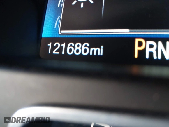 2018 Ford Focus SE with VIN 1FADP3F23JL315341, listed as a IAAI auction lot 41834939 with 121,686 mi miles. Bid and sale history available at carsss.com. Image 15.