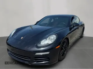 2016 Porsche Panamera 4 z VIN WP0AA2A71GL000493, wystawiony jako Copart lot #57187295 z przebiegiem 84 384 mil mil oraz Czysty tytuł • Clean title. Historia ofert i sprzedaży dostępna na DreamBid. Obrazek 2.