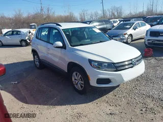 2015 Volkswagen Tiguan S with VIN WVGBV7AX5FW610055, listed as a IAAI auction lot 41502961 with 81,683 mi miles. Bid and sale history available at carsss.com. Image 1.