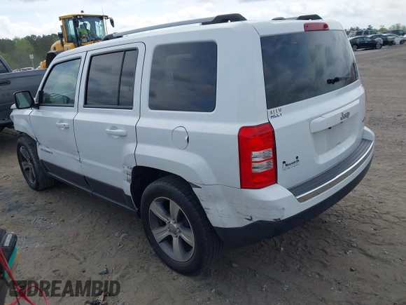2016 Jeep Patriot High Altitude with VIN 1C4NJPFA0GD732675, listed as a IAAI auction lot 41956028 with 196,740 mi miles and . Bid and sale history available at DreamBid. Image 3.